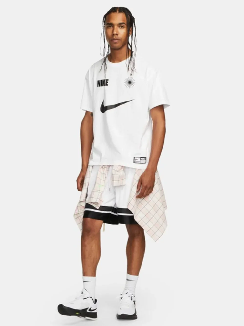 Nike Tee Shirt Men's Size Large White Graphic Logo Crew Neck Short Sleeves
